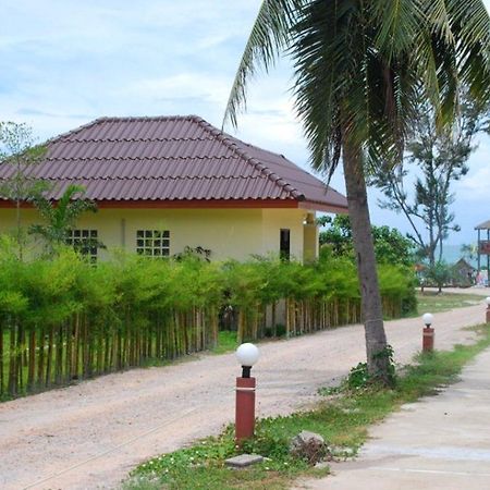 Bamboo Resort Khanom Exteriör bild